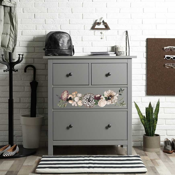 Furniture transfer - Picture 2 of 5